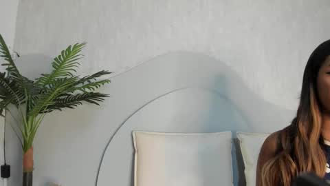 Snapshot of emma_morgann chatting on 09.10.25 Emma Morgann online show from 09.10.25