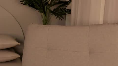 Emma Morgann online show from 11.22.25