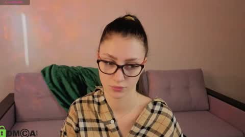 Emma Myer online show from 04.02.26