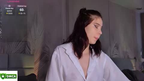 Emma online show from 10.28.25