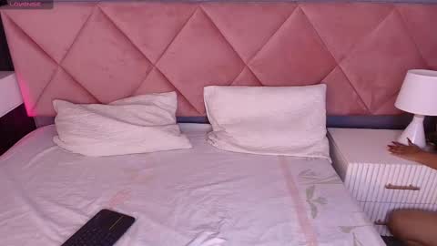 Snapshot of emma_roberts_1 chatting on 02.13.25 Emma online show from 02.13.25