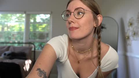 Emma Ruby online show from 10.23.25