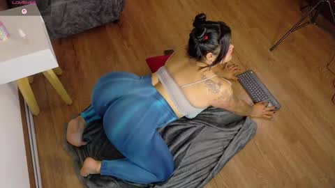 emma online show from 04.21.26