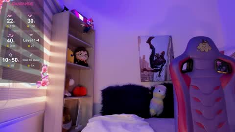 Snapshot of emma_soffia chatting on 11.15.25 EMMA online show from 11.15.25