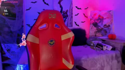 EMMA  online show from 10.30.25