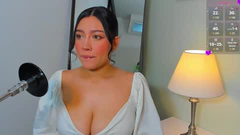 Snapshot of emma_walton_ chatting on 02.17.26 online show from 02.17.26