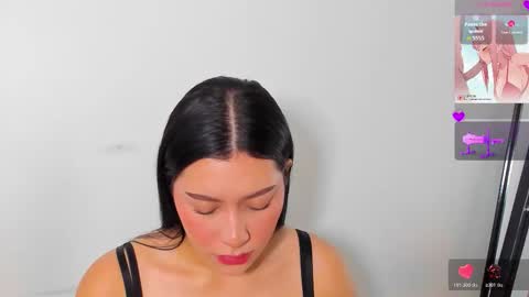 Snapshot of emma_walton_ chatting on 02.20.26 online show from 02.20.26