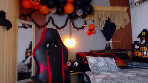 EMMA online show from 10.20.25