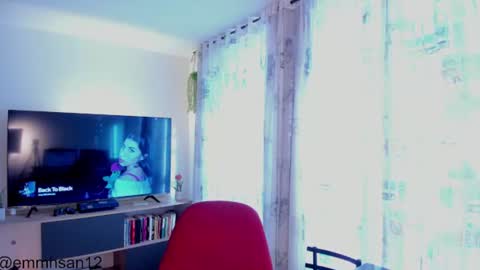 Snapshot of emmaa_hostt chatting on 06.25.26 Ema .l. online show from 06.25.26