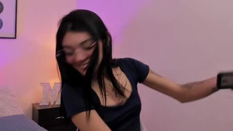 Emma  online show from 05.21.26