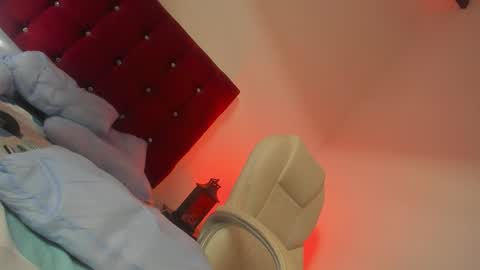 emmabrown10 online show from 12.04.25