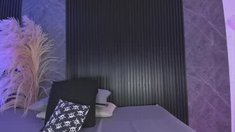 emmaclark_1 online show from 03.30.26