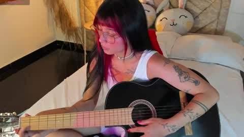           online show from 04.08.26