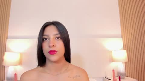 emmaespencer  online show from 05.25.26