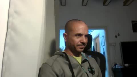 Ariel online show from 11.02.25