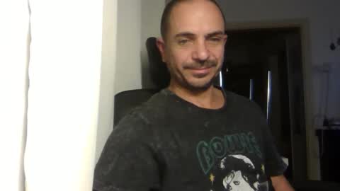 Ariel online show from 11.23.25