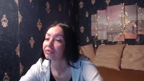 EmmaGoldX online show from 11.17.25