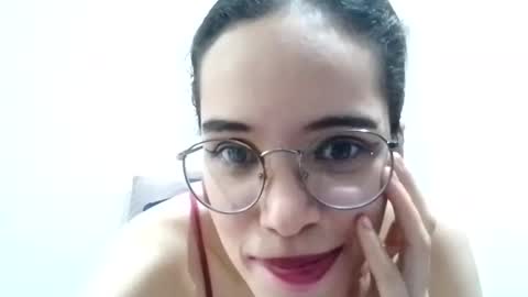 Snapshot of emmaguanaof chatting on 12.15.24 Emma online show from 12.15.24