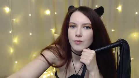 Snapshot of emmaishier chatting on 02.06.25 emmaishier online show from 02.06.25