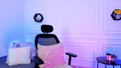 emmajohanson online show from 03.06.26