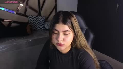 Emma online show from 03.12.25