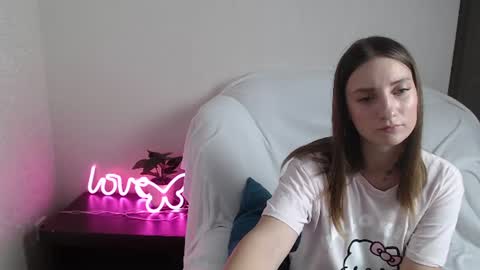 Snapshot of emmaloran chatting on 06.20.26 EmmaLoran online show from 06.20.26