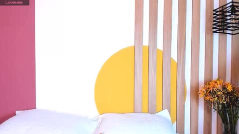 emmanaughty_ online show from 11.19.25