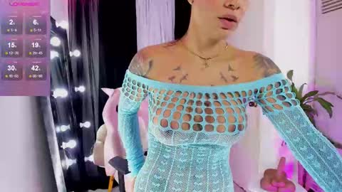 Emma Russell online show from 11.13.25