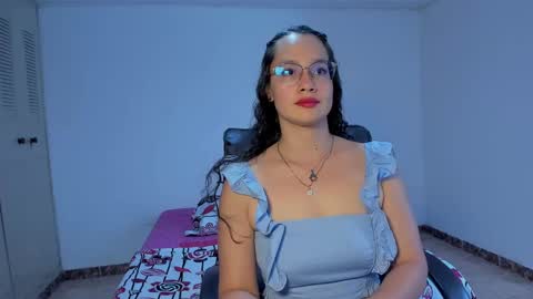 Emma Torres online show from 03.02.25