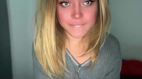 YourDreamGirl Emma  online show from 04.05.26