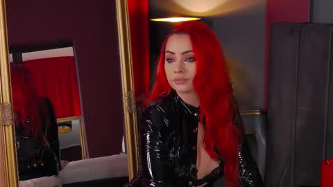 Emm online show from 12.23.25