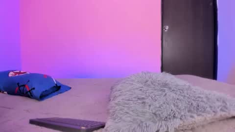 Snapshot of emmi_00 chatting on 11.23.25 Emmi online show from 11.23.25