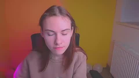 Snapshot of emmi_rossum chatting on 02.18.25 Emmi online show from 02.18.25