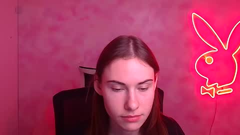 Snapshot of emmi_rossum chatting on 02.20.25 Emmi online show from 02.20.25