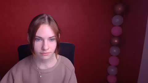 Snapshot of emmi_rossum chatting on 02.22.25 Emmi online show from 02.22.25