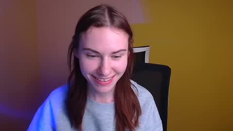 Snapshot of emmi_rossum chatting on 02.27.25 Emmi online show from 02.27.25
