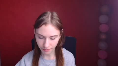 Snapshot of emmi_rossum chatting on 03.03.25 Emmi online show from 03.03.25