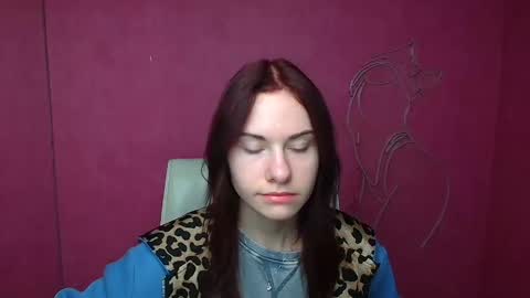 Snapshot of emmi_rossum chatting on 03.11.25 Emmi online show from 03.11.25