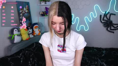 emmie_everly online show from 04.08.26