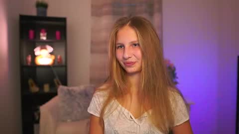 Emmie online show from 11.19.25