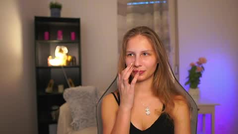 Emmie online show from 04.05.26