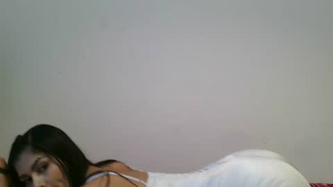 Snapshot of emmie_xxx chatting on 12.06.24 emmie online show from 12.06.24