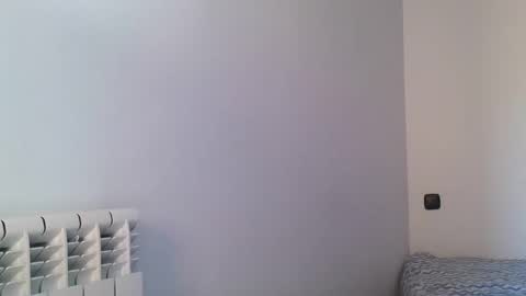 Snapshot of emmie_xxx chatting on 12.10.24 emmie online show from 12.10.24