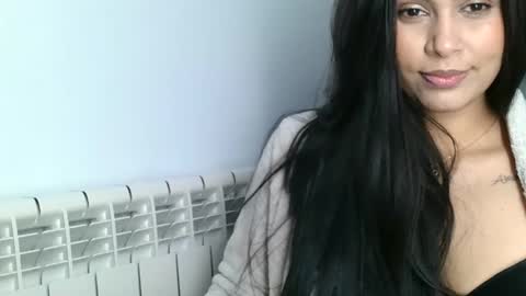 Snapshot of emmie_xxx chatting on 01.17.25 emmie online show from 01.17.25