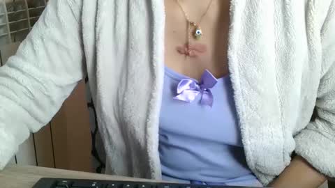 Snapshot of emmie_xxx chatting on 01.31.25 emmie online show from 01.31.25