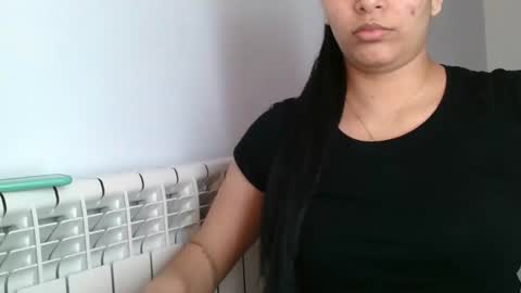 Snapshot of emmie_xxx chatting on 02.02.25 emmie online show from 02.02.25