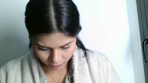 Snapshot of emmie_xxx chatting on 02.10.25 emmie online show from 02.10.25