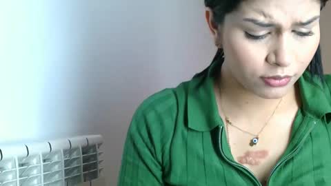 Snapshot of emmie_xxx chatting on 02.17.25 emmie online show from 02.17.25