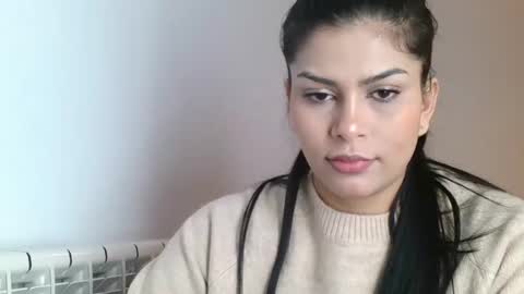 Snapshot of emmie_xxx chatting on 02.20.25 emmie online show from 02.20.25