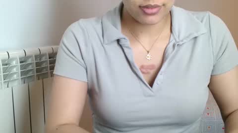 Snapshot of emmie_xxx chatting on 02.25.25 emmie online show from 02.25.25